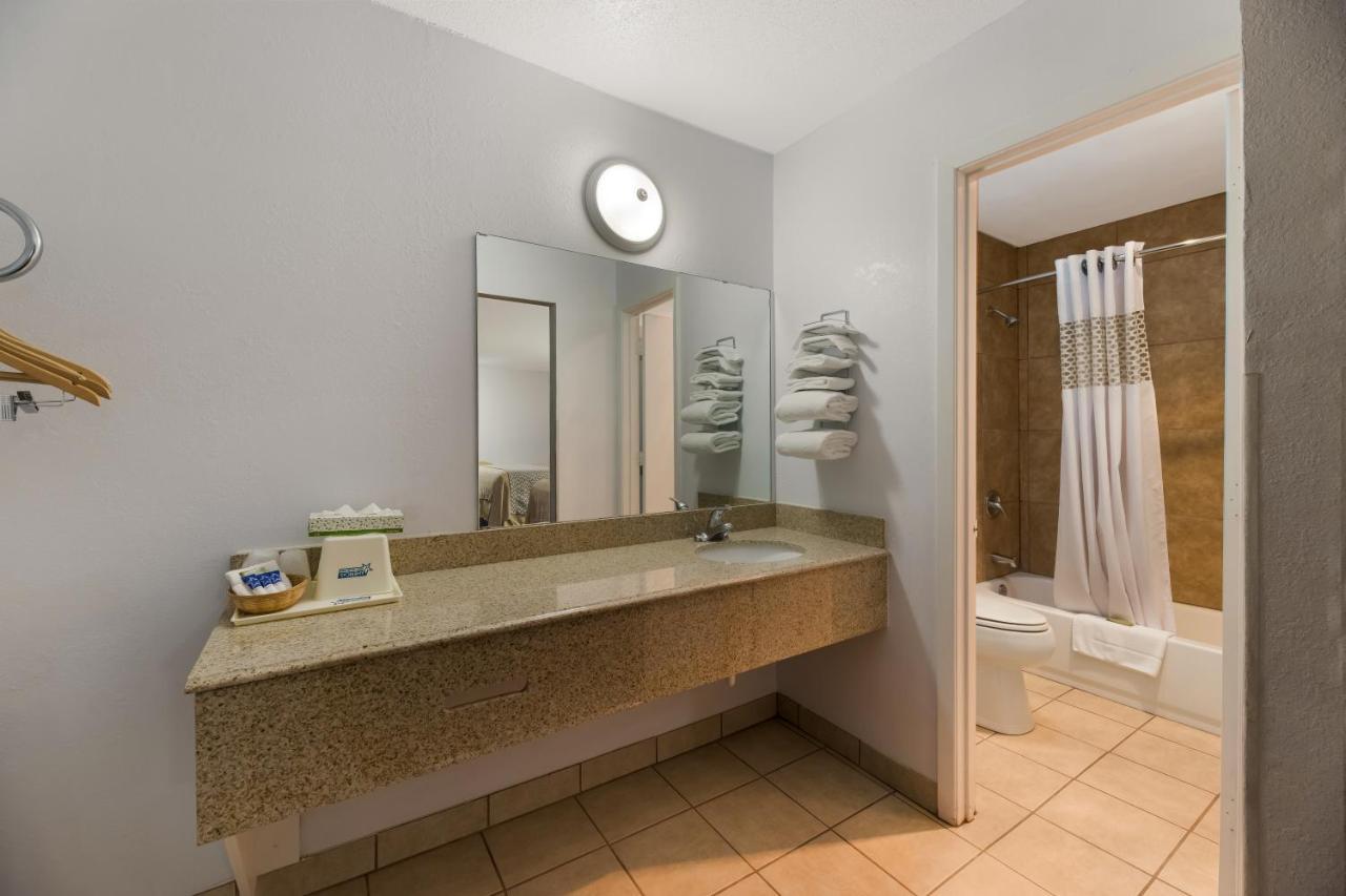 Americas Best Value Motel 3*